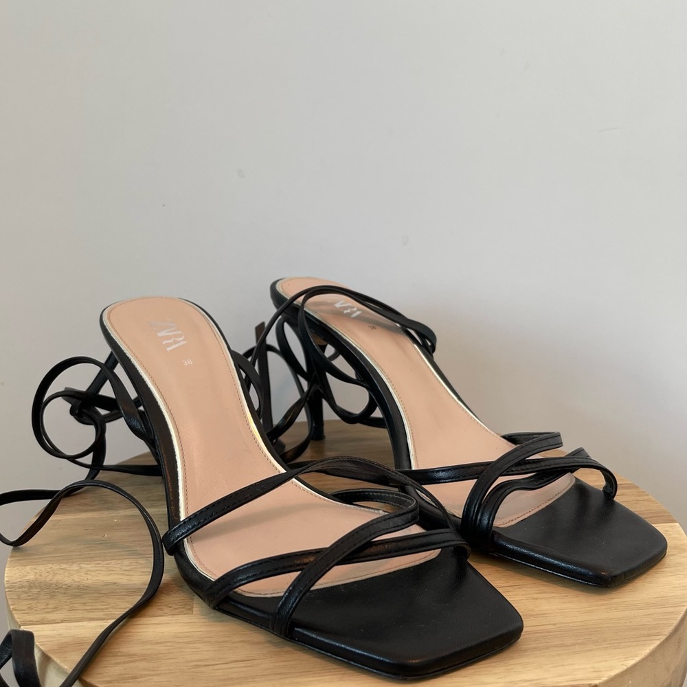 ZARA | LACE UP HEELS